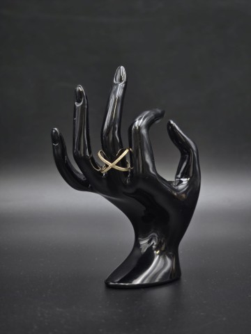 Złoty pierścionek 14k Pr&oacute;ba 585 Waga: 3.10 g