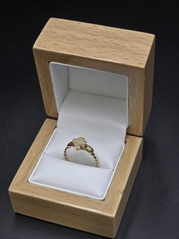 Złoty pierścionek 14k Próba 585 Waga: 1.99 g