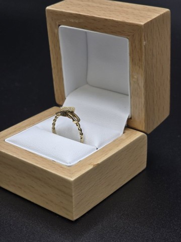 Złoty pierścionek 14k Próba 585 Waga: 1.99 g