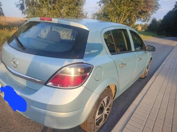 Sprzedam Opel Astra 1.4 benzyna 2009r.Cena 6900 zl