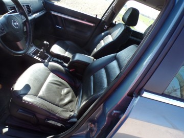 OPEL VECTRA  C 1.9 KOMBI ZAREJESTROWANA ZAMIANA