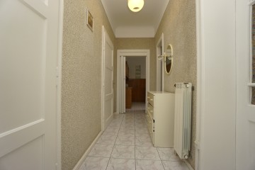 Na sprzedaż parter kamienicy z lat 40. | 100 m2 | po remonci