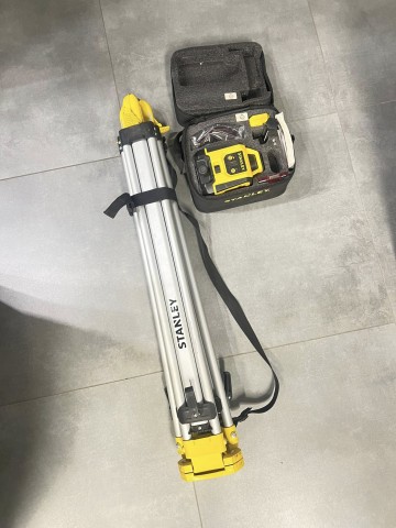 Laser rotacyjny Stanley samopoziomujący czerwony STHT77616 +