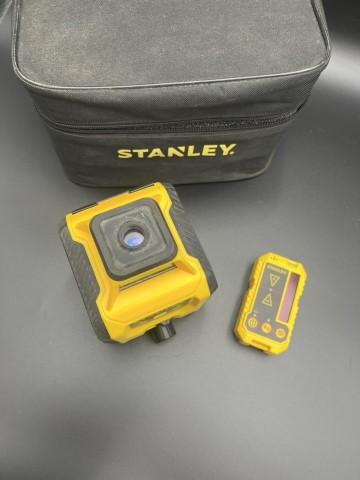 Laser rotacyjny Stanley samopoziomujący czerwony STHT77616 +