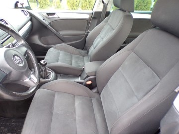 VOLKSWAGEN GOLF  VI 1.4 BENZ 160 KM