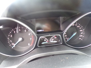 FORD KUGA 1.5 BENZ 175 KM GWARANCJA