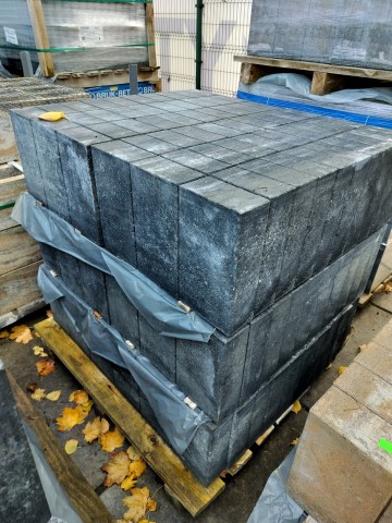 OBRZEŻE PALISADOWE PROSPECT wapień dewoński 18 zł/szt.