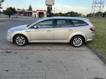 FORD Mondeo MK4 2.0 TDCi 140KM Kombi 2013 rok