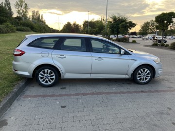 FORD Mondeo MK4 2.0 TDCi 140KM Kombi 2013 rok