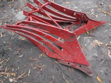 belka zaczepowa pługa-korpusy