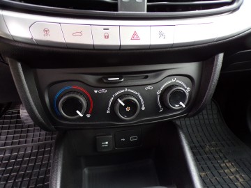FIAT TIPO 1.4 BENZ Z NIEMIEC NAVI