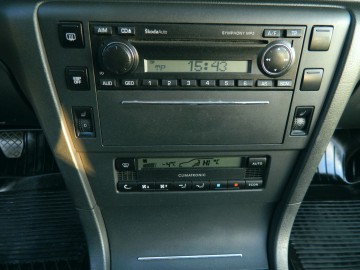 SKODA SUPER-B  2.0 TDI 140 KM ZAMIANA