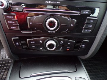 AUDI A4 2.0 TDI 143 KM