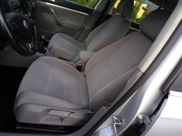 VOLKSWAGEN GOLF V KOMBI 1.9 TDI Z NIEMIEC ZAMIANA