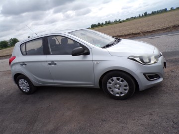 HYUNDAI I20 1.2 BENZ ZAREJESTROWANY ZAMIANA