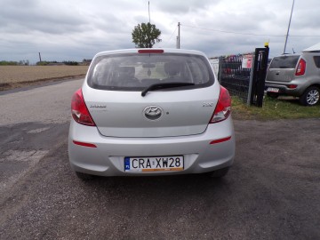 HYUNDAI I20 1.2 BENZ ZAREJESTROWANY ZAMIANA