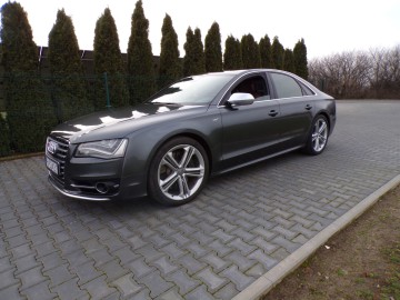AUDI S8 4.0 BENZ AUTOMAT