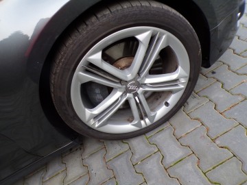 AUDI S8 4.0 BENZ AUTOMAT