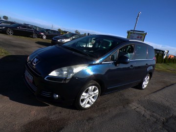 PEUGEOT 5008 7-OSOBOWY