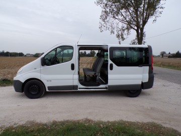 RENAULT TRAFIC 9-OSOBOWY ZAREJESTROWANY LONG