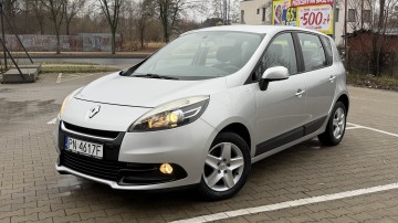 Renault Scenic III 1.6 16V rok 2013 Klima Navi Nowe Opony