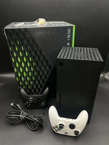 Konsola Microsoft Xbox Series X 1TB czarna 2 pady