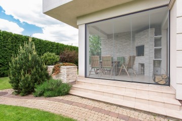 Ogrody zimowe, zadaszenia taras&oacute;w, szklane systemy przesuwne