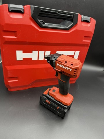 Akumulatorowa zakrętarka z udarem stycznym SIW 4AT-22  Stan: