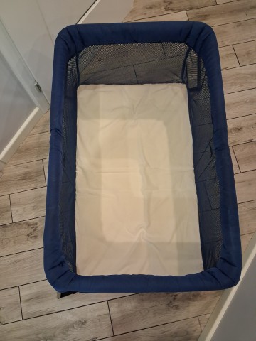 Ł&oacute;żeczko turystyczne Babybj&ouml;rn