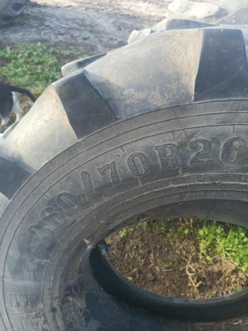 Sprzedam opony do ładowarki i traktora
