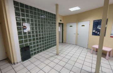 Do wynajęcia lokal przystosowany na działalność medyczną, Ko ...