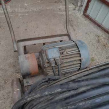 Sprzedam silnik 7,5 kW