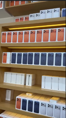 Samsung S25, Samsung S25 Ultra, iPhone 17 Pro, iPhone 17 Pro