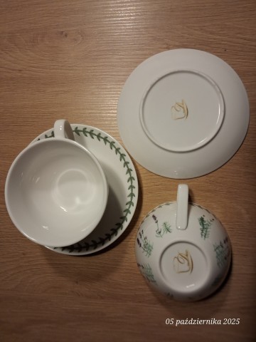 Filiżanka ze spodkiem