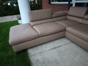 Sprzedam narożnik ze sk&oacute;ry