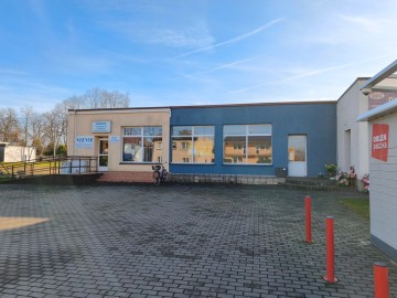 Wynajmę lokal handlowo-usługowy 100m2, parking, działka