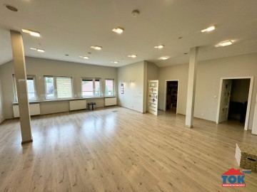 Budynek usługowy na sprzedaż, Kramsk k. Konina