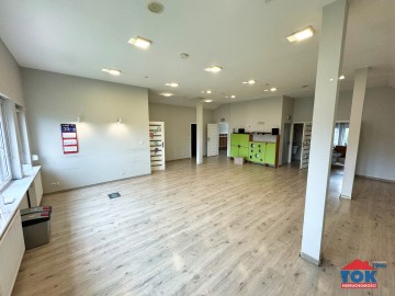 Budynek usługowy na sprzedaż, Kramsk k. Konina