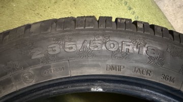 Opony zimowe Dunlop 235/50 R18 sztuk x2