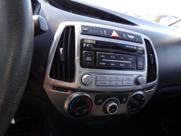 HYUNDAI I20 1.2 BENZ ZAREJESTROWANY ZAMIANA RATY