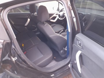 Sprzedam peugeota 208
