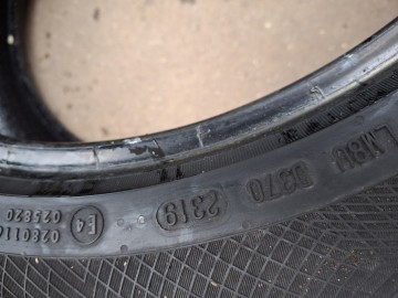 Opony zimowe 245/45/18