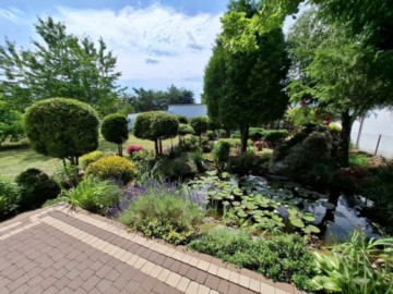 Sprzedam dom z 3 dzialkami