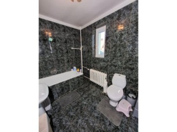 Sprzedam dom z 3 dzialkami