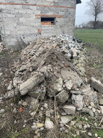 Oddam za darmo cegly i gruz