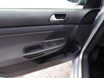 VOLKSWAGEN GOLF 1.9 TDI 105 KM ZAMIANA