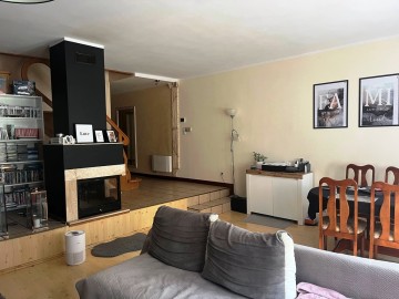 Sprzedam dom szeregowy, piwnica, garaż, ogród -os. Chorzeń