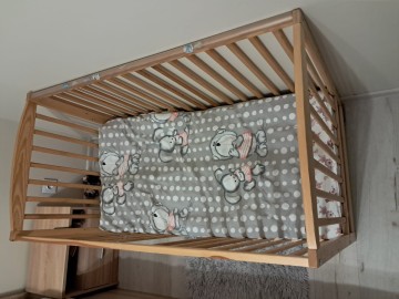 Sprzedam łóżeczko