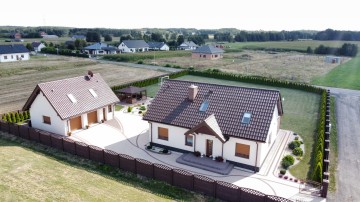 Nowoczesny dom, 2 stan. garaż, duża działka-gm. Stare Miasto