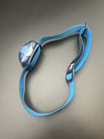 Latarka czołowa Petzl TIKKA&reg; niebieska